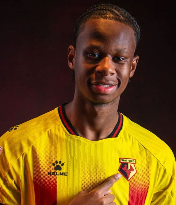 乐鱼体育app-姆富尼:我曾在曼城和利物浦同时接受训练,但最终选择了前者