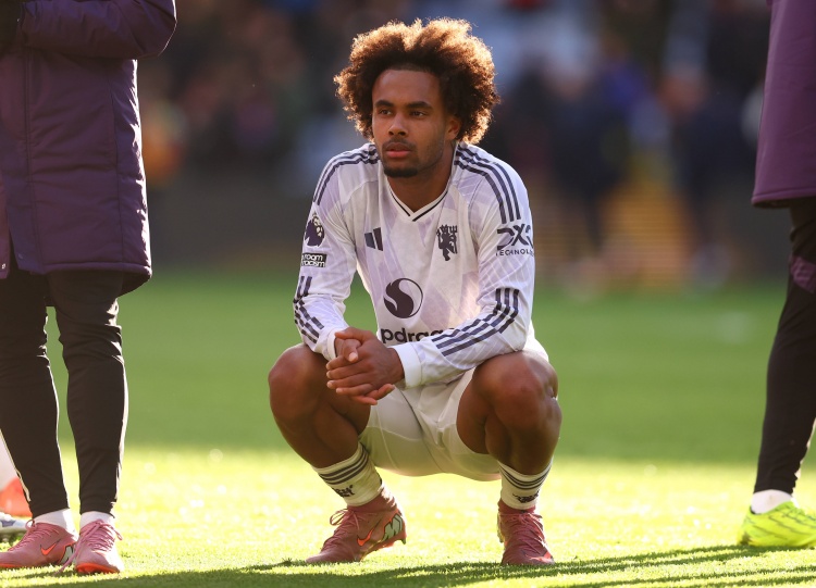 跟队:齐尔克泽考虑今夏离队,转会费能抵曼联买左边锋的部分成本