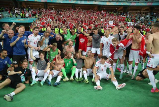 乐鱼体育官网-新版童话的秘诀是轮换 丹麦全民皆兵昂首挺进四强